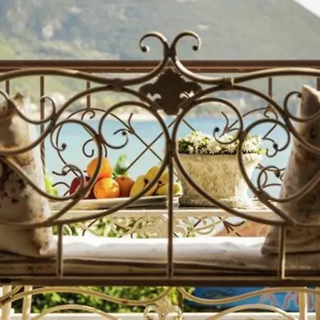 Ferienhaus Sea Front Almi Vasiliki