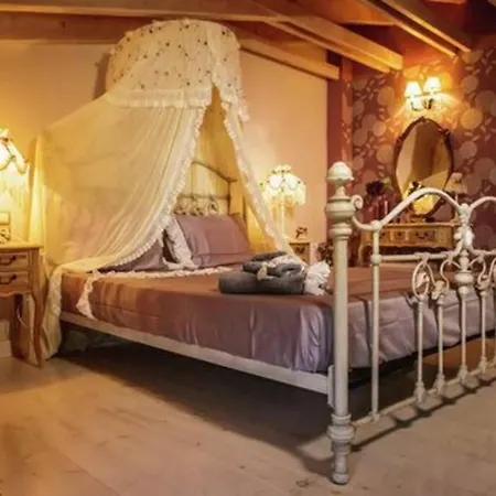 Sea Front Almi בית נופש