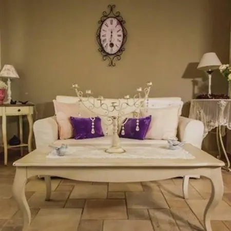 Sea Front Almi בית נופש ואסיליקי