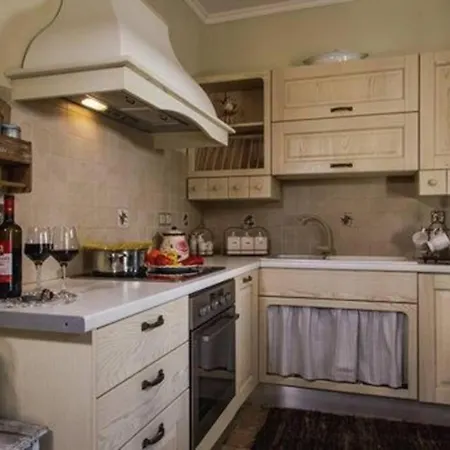 Sea Front Almi בית נופש ואסיליקי